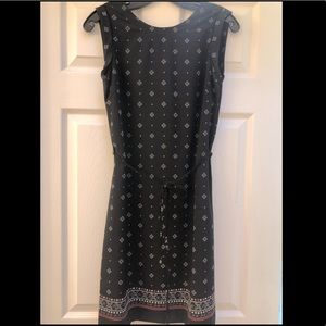 Banana Republic Size 0 Black Geometric Patterned Dress